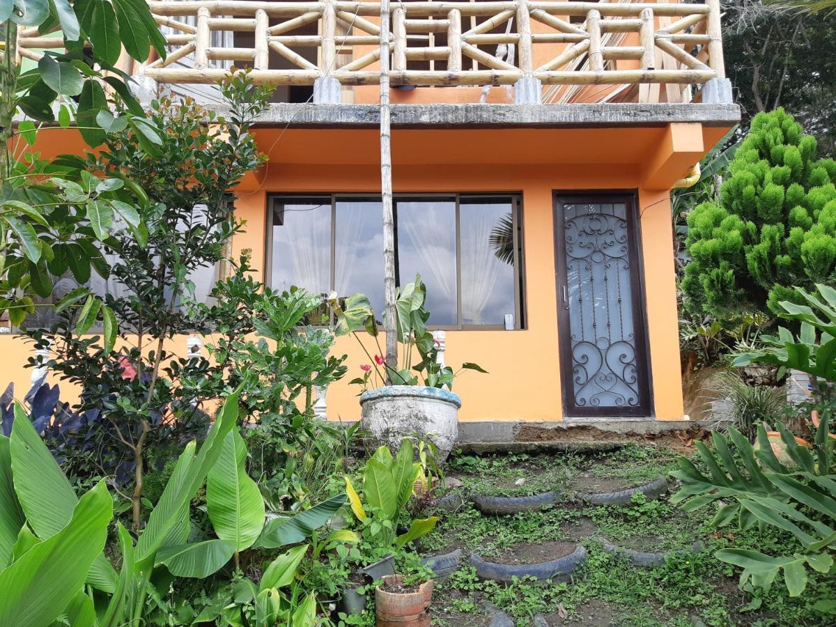 Rural El Rancho De Amelia Y Juancho 鄉村民宿 *
