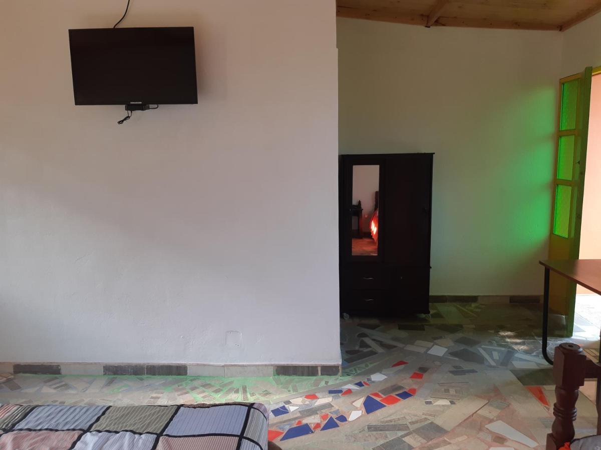 鄉村民宿 Rural El Rancho De Amelia Y Juancho *